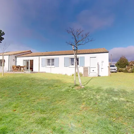 La Perle De L Auzance Holiday home Brem-Sur-Mer